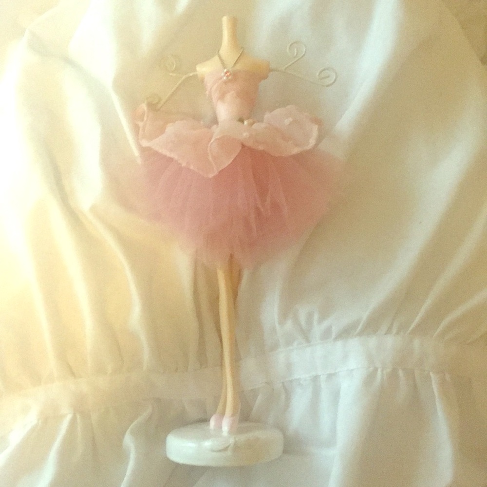 Pretty ballerina jewelry hanger/holder